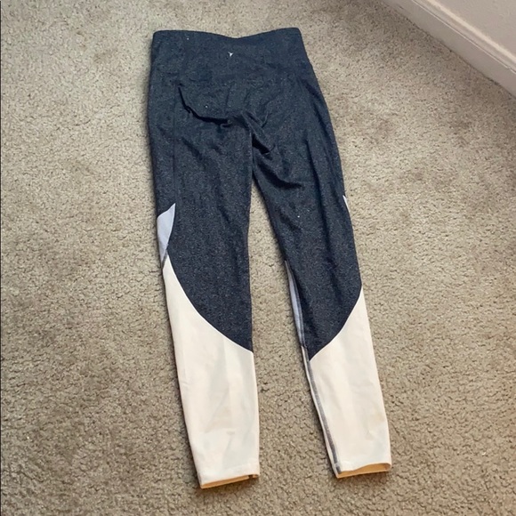 never worn leggings - Picture 2 of 4